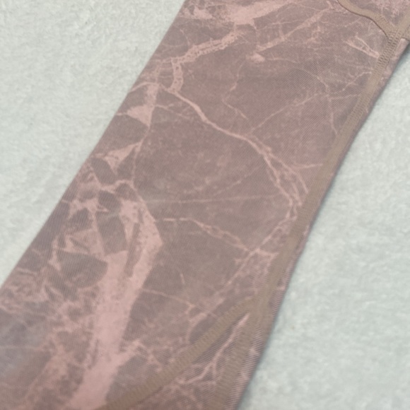 ZYIA ACTIVE Size 4 Pink Crackle Look Leggings - Picture 2 of 11